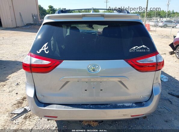 5TDDZ3DC8JS198192 2018 TOYOTA SIENNA Silver 