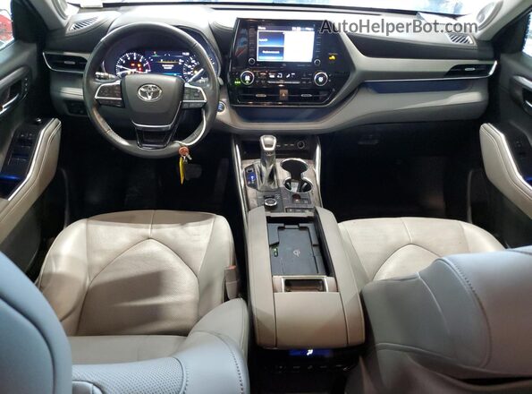 5TDDZRBH8MS087017 2021 TOYOTA HIGHLANDER Blue Dashboard view
