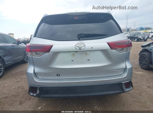 5TDDZRFH0JS874114 2018 TOYOTA HIGHLANDER Silver 