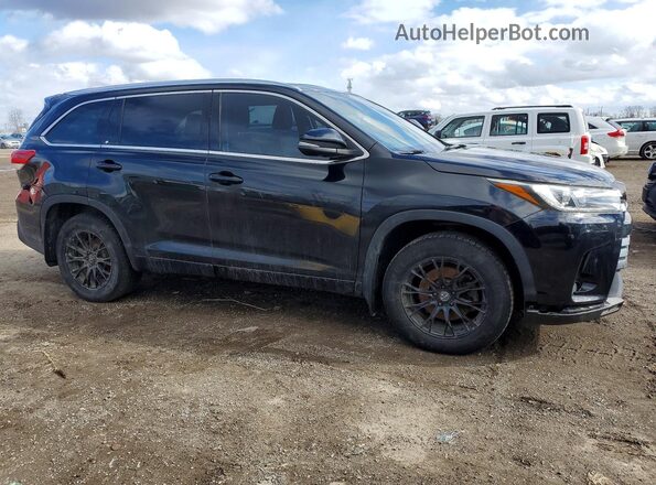5TDDZRFH1JS833975 2018 TOYOTA HIGHLANDER Black Передня права чверть