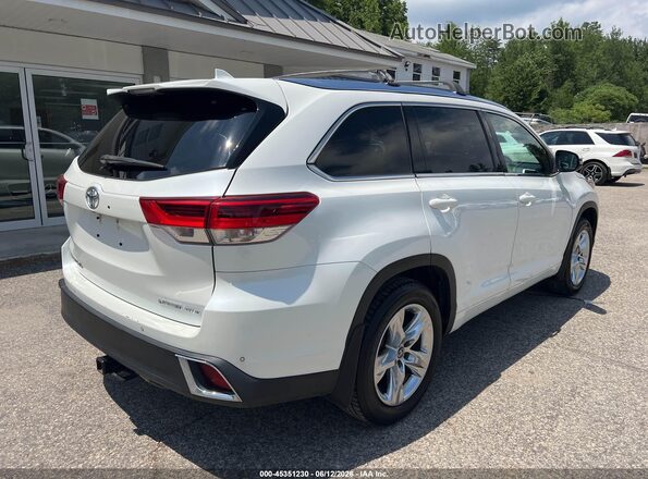 5TDDZRFH2JS908604 2018 TOYOTA HIGHLANDER White 
