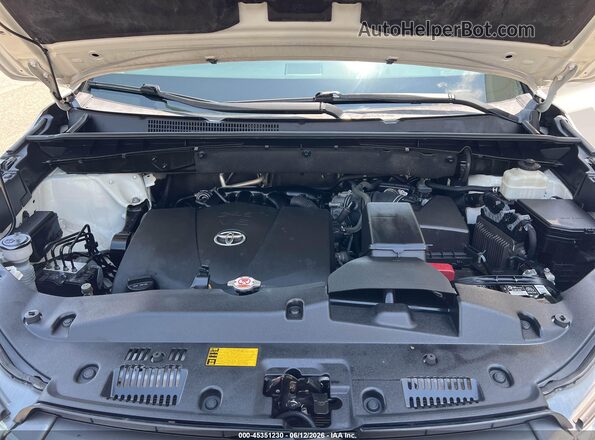 5TDDZRFH2JS908604 2018 TOYOTA HIGHLANDER White 