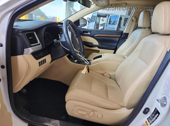 5TDDZRFH2KS929941 2019 TOYOTA HIGHLANDER White Սալոնի դիմացի տեսք