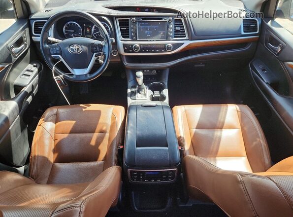 5TDDZRFH3HS453238 2017 TOYOTA HIGHLANDER Burgundy Dashboard view