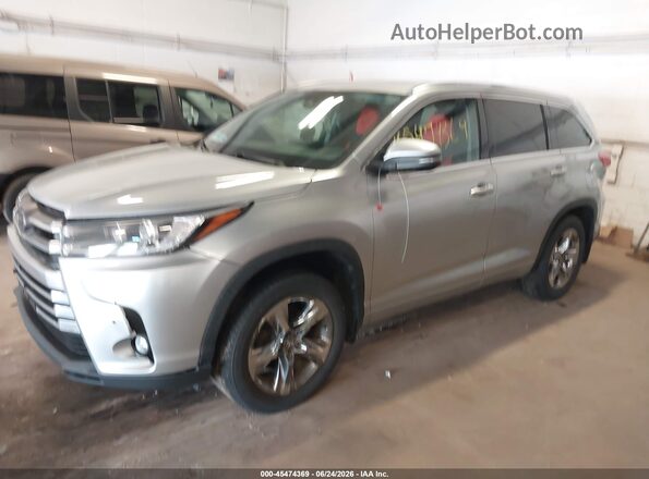 5TDDZRFH3HS484506 2017 TOYOTA HIGHLANDER Silver Przód lewy
