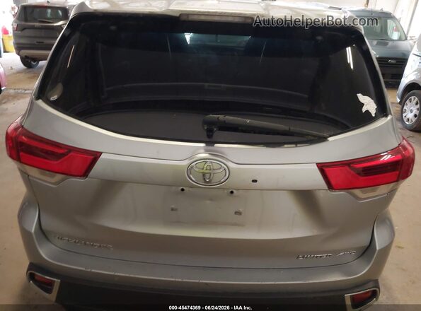 5TDDZRFH3HS484506 2017 TOYOTA HIGHLANDER Silver 