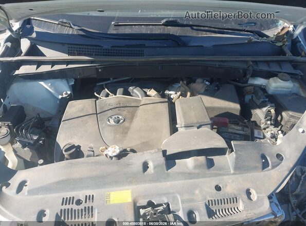 5TDDZRFH4JS851497 2018 TOYOTA HIGHLANDER White Widok z tyłu