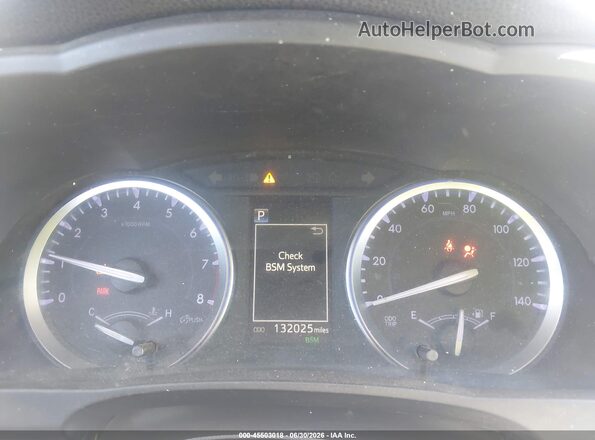 5TDDZRFH4JS851497 2018 TOYOTA HIGHLANDER White Widok tylnych siedzeń