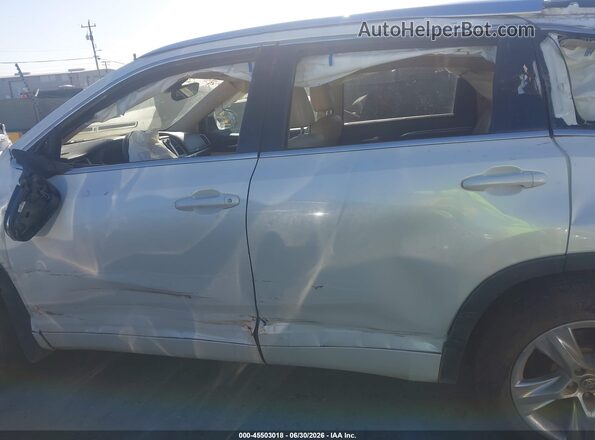 5TDDZRFH4JS851497 2018 TOYOTA HIGHLANDER White 