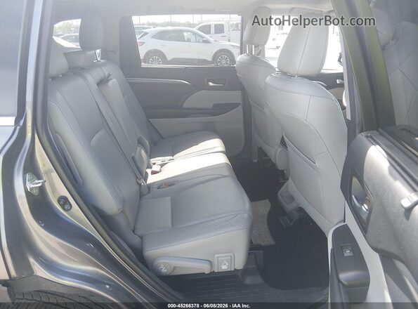 5TDDZRFH7HS464730 2017 TOYOTA HIGHLANDER Gray 