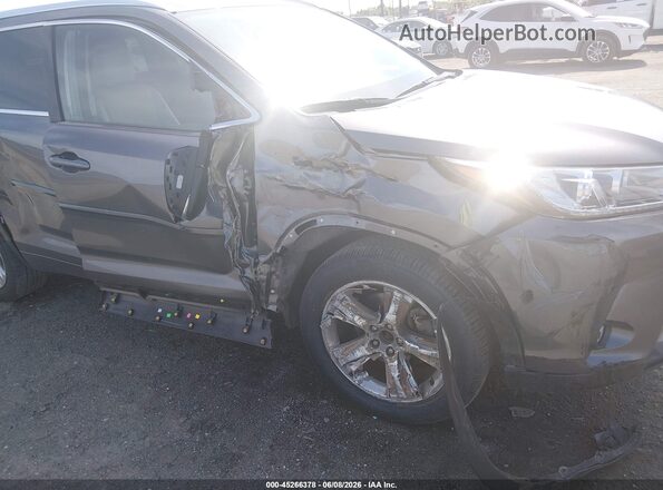 5TDDZRFH7HS464730 2017 TOYOTA HIGHLANDER Gray 