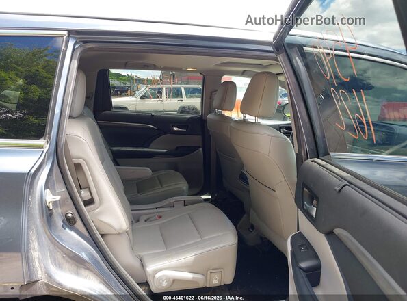 5TDDZRFH7JS809759 2018 TOYOTA HIGHLANDER Blue Vista de la etiqueta del VIN
