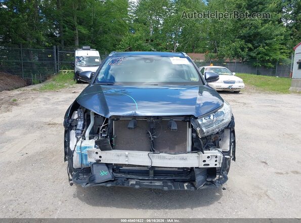 5TDDZRFH7JS809759 2018 TOYOTA HIGHLANDER Blue Vista interior trasera