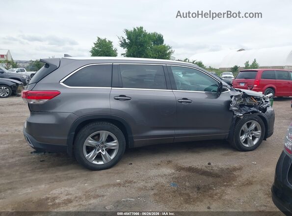 5TDDZRFH7JS853860 2018 TOYOTA HIGHLANDER Gray Вид задньої частини салону