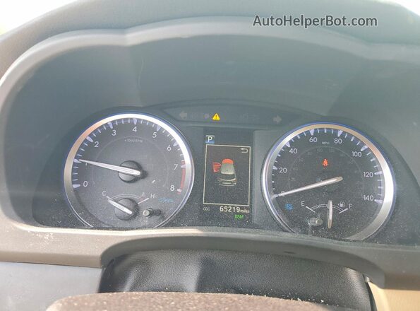 5TDDZRFH7KS977595 2019 TOYOTA HIGHLANDER White Սարքավորումների վահանակի տեսք