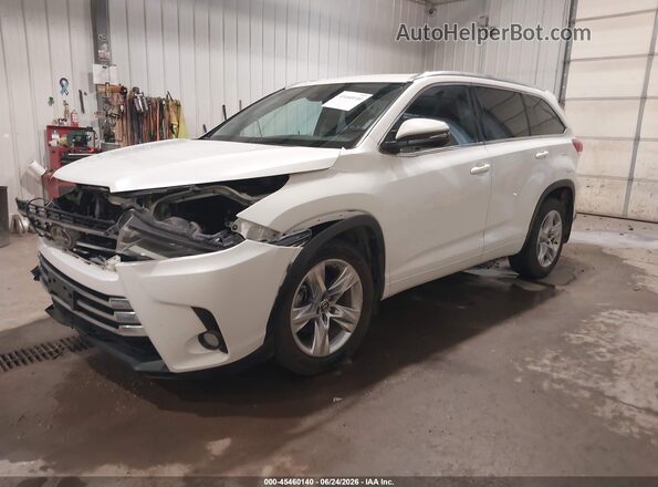 5TDDZRFH8JS801444 2018 TOYOTA HIGHLANDER White Vista tres cuartos delantera izquierda