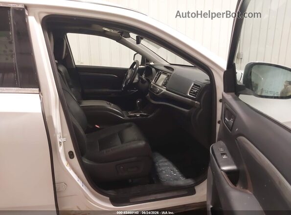 5TDDZRFH8JS801444 2018 TOYOTA HIGHLANDER White Vista interior delantera