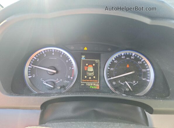 5TDDZRFH8JS850644 2018 TOYOTA HIGHLANDER Blue Սարքավորումների վահանակի տեսք