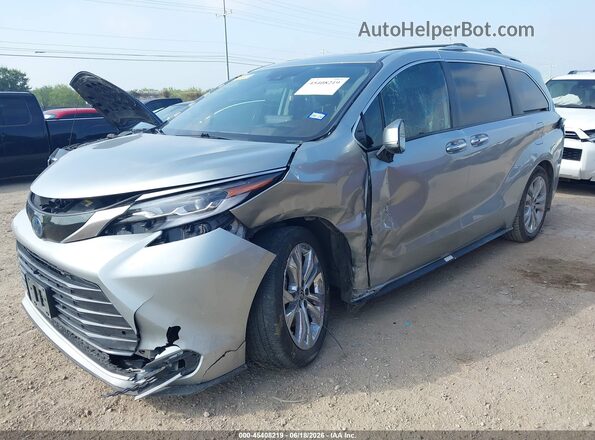 5TDERKEC0NS113154 2022 TOYOTA SIENNA Silver Vista tres cuartos delantera izquierda