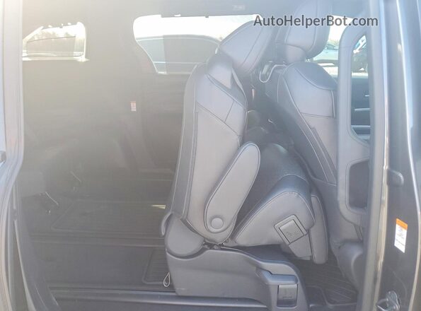 5TDERKEC4SS284680 2025 TOYOTA SIENNA Charcoal Vista interior trasera