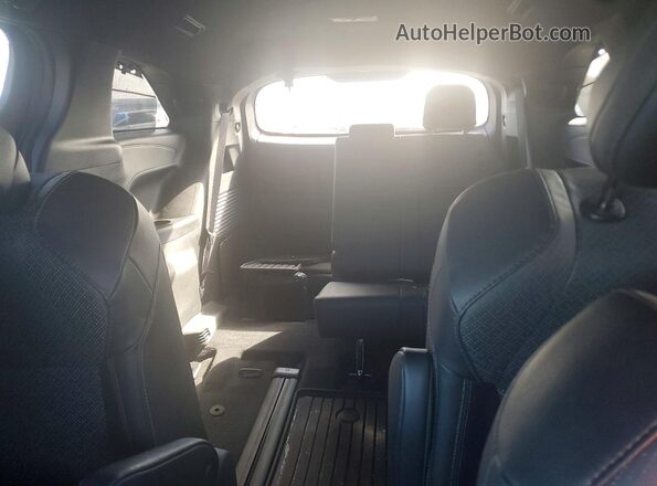 5TDERKEC4SS284680 2025 TOYOTA SIENNA Charcoal Vista de los asientos traseros