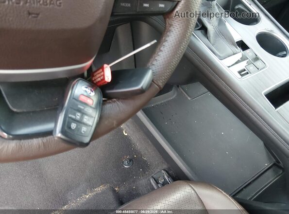 5TDERKEC9MS021457 2021 TOYOTA SIENNA Blue Вид панелі приладів