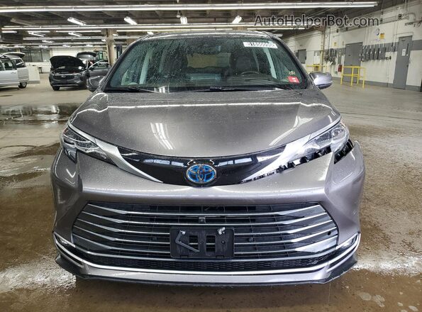 5TDESKFC0RS151511 2024 TOYOTA SIENNA Gray 