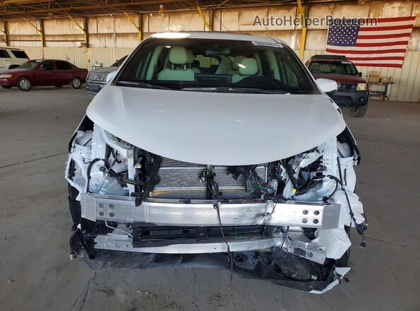 5TDESKFC3TS251125 2026 TOYOTA SIENNA White Widok z przodu