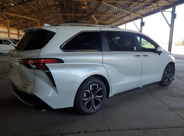 5TDESKFC3TS251125 2026 TOYOTA SIENNA White Tył prawy