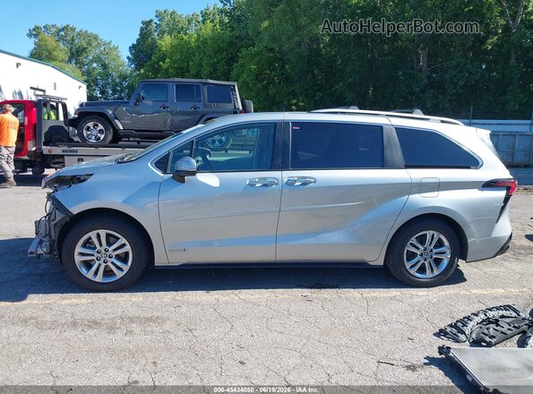 5TDESKFC5MS009485 2021 TOYOTA SIENNA Silver 