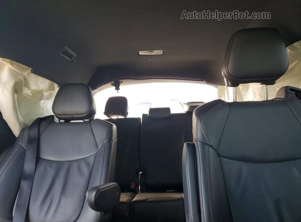 5TDESKFC5SS157827 2025 TOYOTA SIENNA Silver 