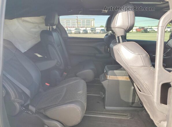 5TDESKFC5SS157827 2025 TOYOTA SIENNA Silver 
