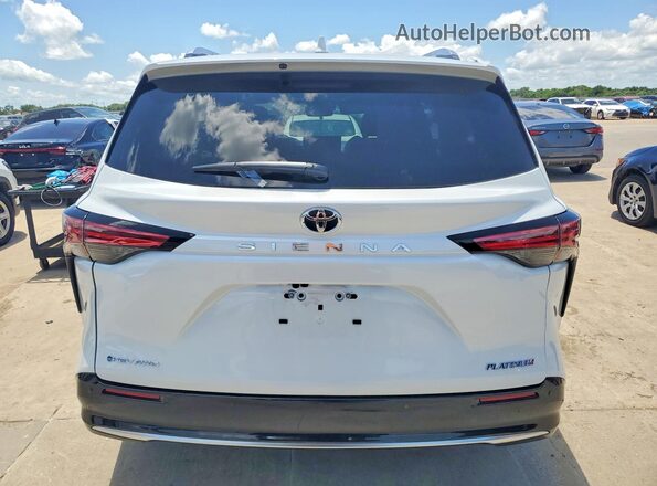 5TDESKFC6TS235923 2026 TOYOTA SIENNA White უკანა ხედი