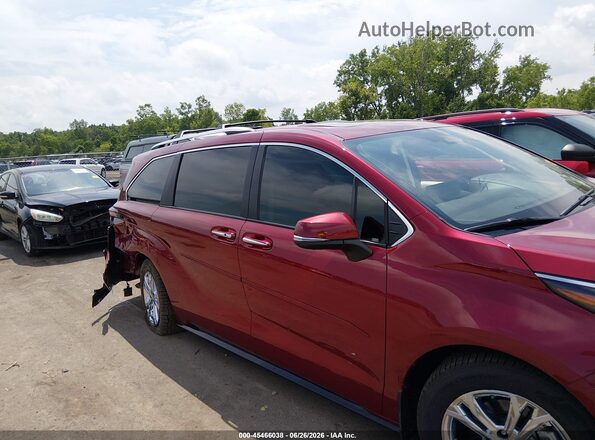 5TDESKFC8RS135671 2024 TOYOTA SIENNA Red Widok wnętrza z tyłu