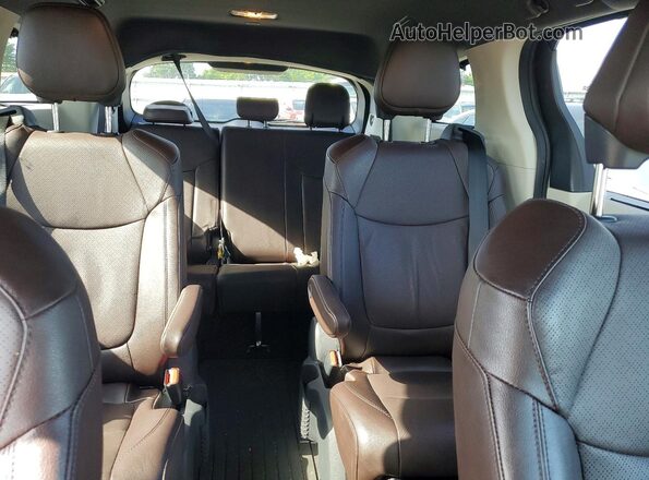 5TDESKFC9PS106211 2023 TOYOTA SIENNA Gray Vista de los asientos traseros