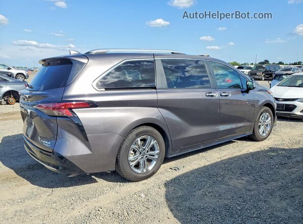5TDESKFC9PS106211 2023 TOYOTA SIENNA Gray Trasero derecho