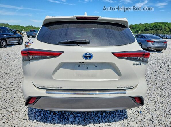 5TDFARAH6MS004699 2021 TOYOTA HIGHLANDER White Հետևի տեսք