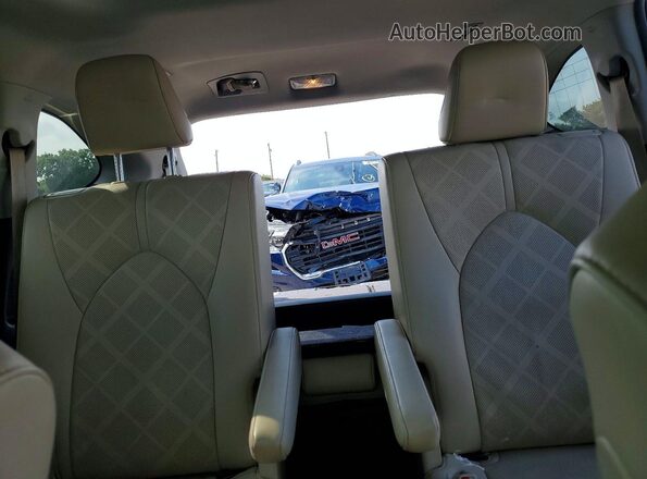 5TDFARAH8MS009421 2021 TOYOTA HIGHLANDER White უკანა სავარძლების ხედი