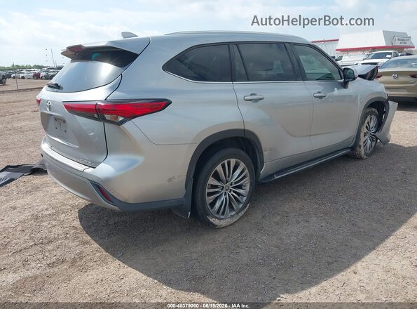 5TDFZRAH9LS015607 2020 TOYOTA HIGHLANDER Silver Trasero derecho