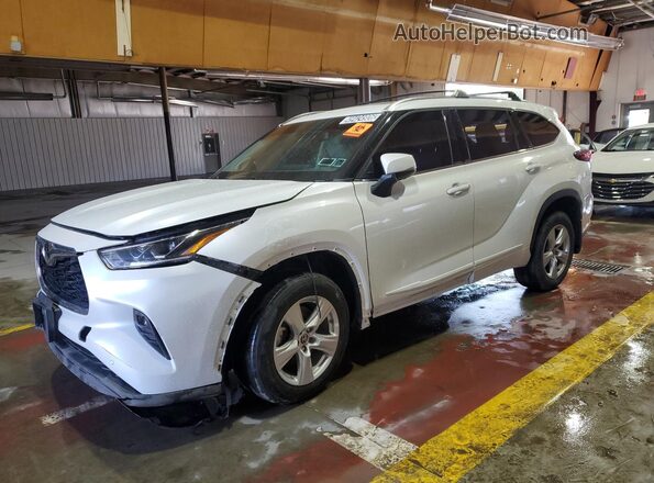 5TDFZRBH0NS200808 2022 TOYOTA HIGHLANDER White 