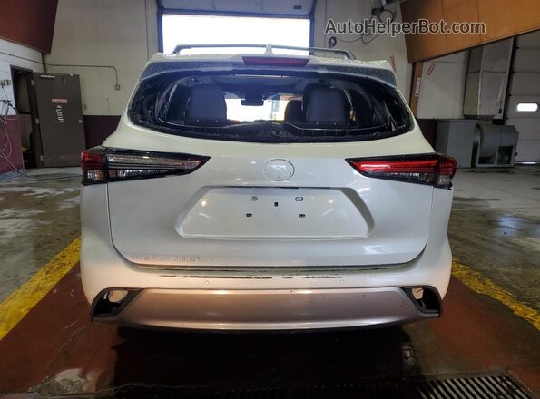 5TDFZRBH0NS200808 2022 TOYOTA HIGHLANDER White 