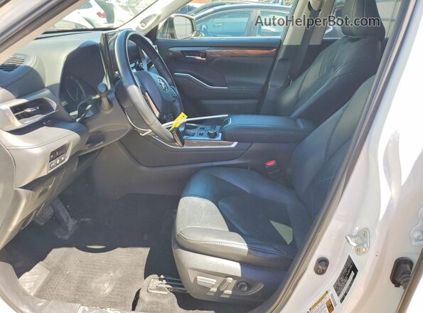 5TDFZRBH3LS021577 2020 TOYOTA HIGHLANDER White Вид салону спереду