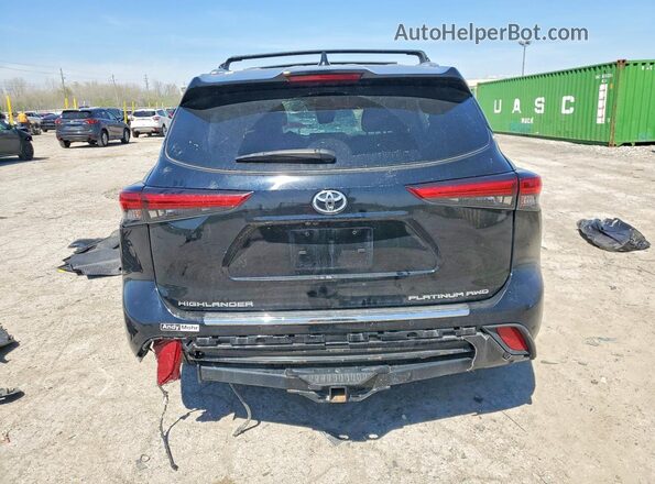 5TDFZRBH5MS148705 2021 TOYOTA HIGHLANDER Black Rear view