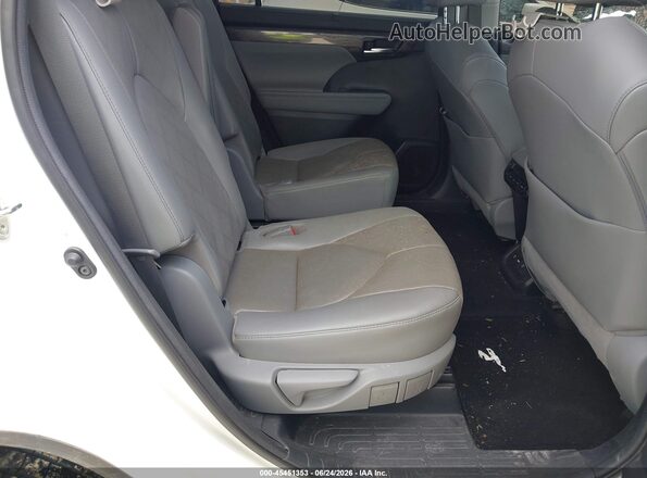5TDFZRBH8LS001504 2020 TOYOTA HIGHLANDER White VIN կոդի պիտակի տեսք