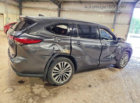5TDFZRBH8MS130201 2021 TOYOTA HIGHLANDER Gray Задня права чверть
