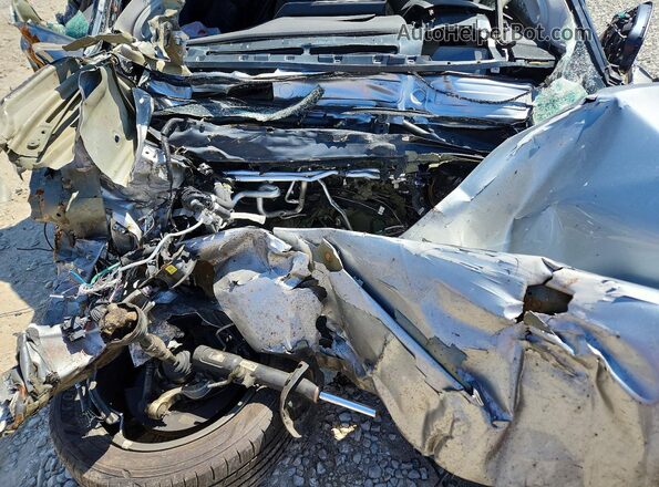 5TDFZRBHXNS192104 2022 TOYOTA HIGHLANDER Silver Widok komory silnika