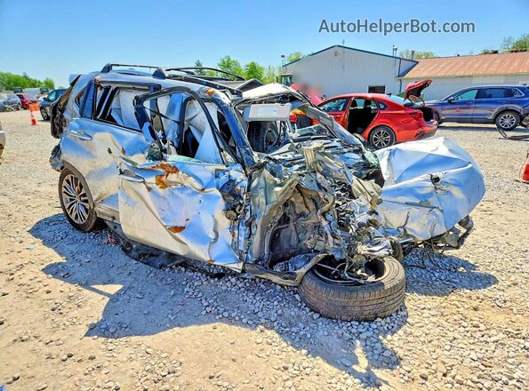 5TDFZRBHXNS192104 2022 TOYOTA HIGHLANDER Silver Przód prawy