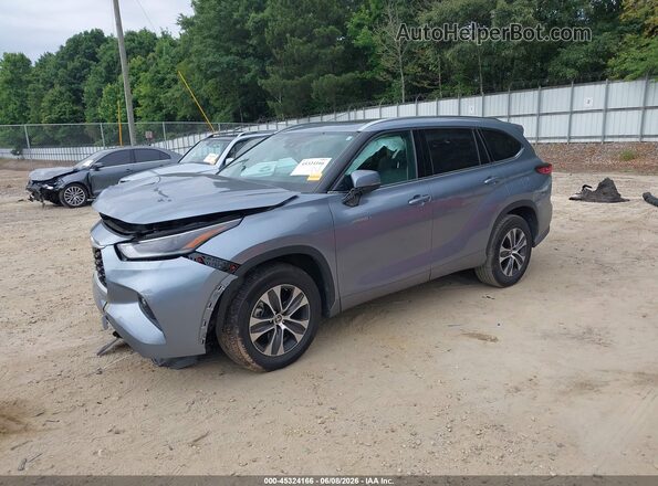 5TDGARAHXMS009229 2021 TOYOTA HIGHLANDER Gray Առջևի ձախ երեք քառորդ տեսարան