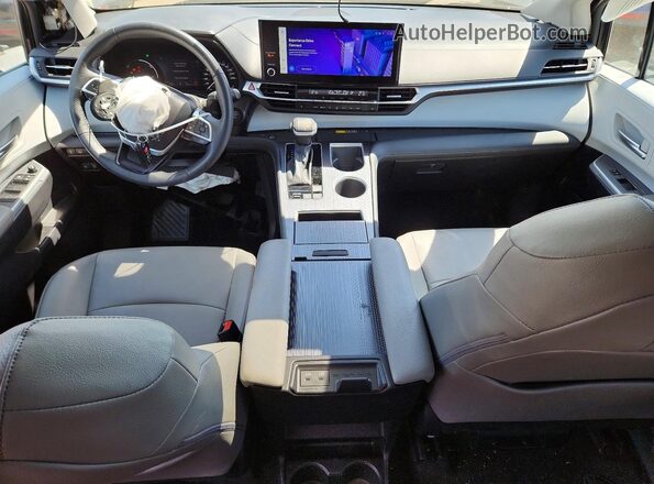 5TDGRKEC1SS244937 2025 TOYOTA SIENNA Black 