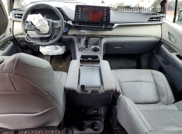 5TDGSKFC2NS067063 2022 TOYOTA SIENNA Charcoal Vista del salpicadero